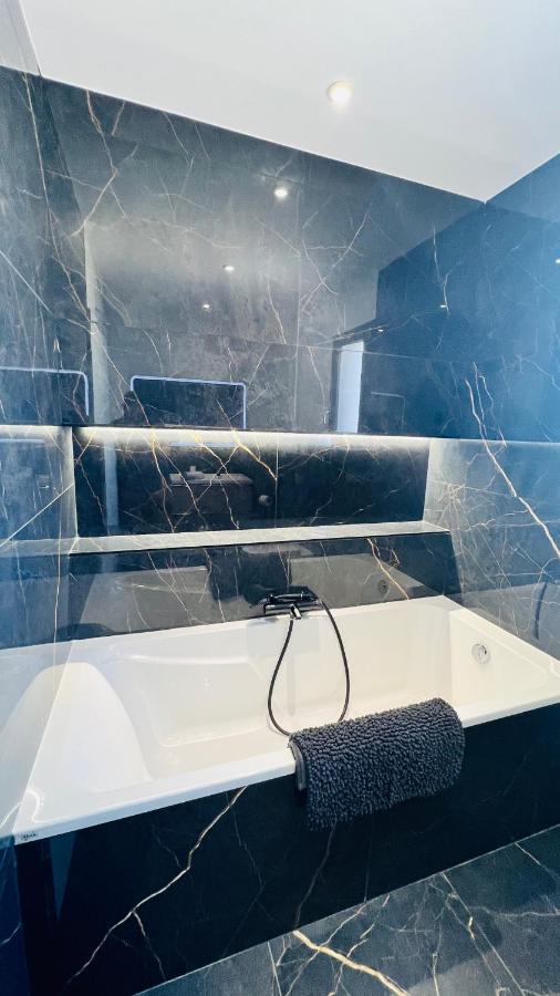 Villa Pescalune Lunel  Ngoại thất bức ảnh